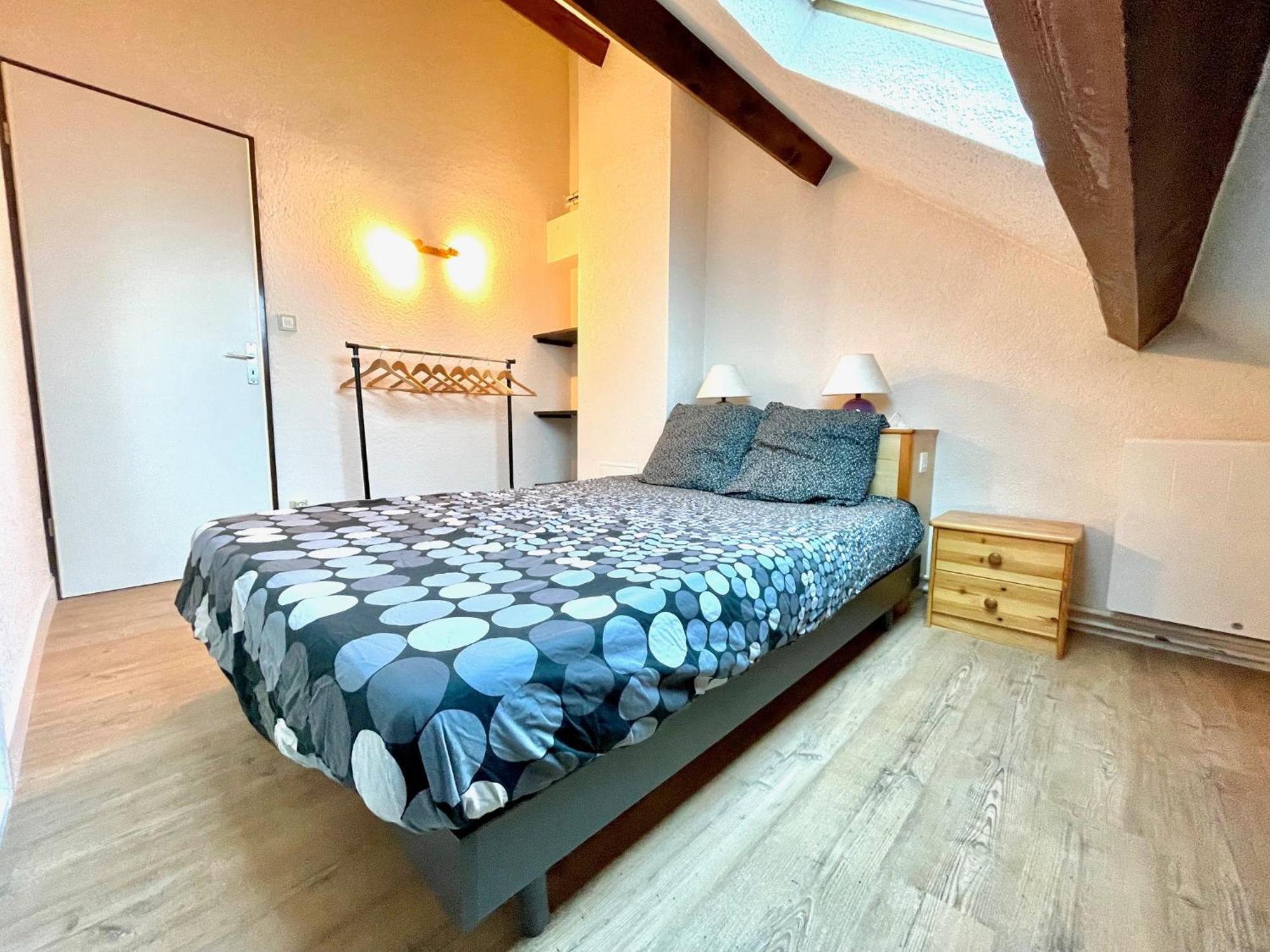 Centre Village Appartement 3 Chambres Avec Terrasse Jusqu'A 6 Personnes Сен-Ларі-Сулан Екстер'єр фото